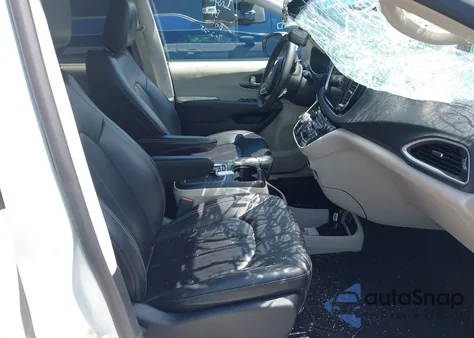 2023 Chrysler Pacifica Touring L z USA, uszkodzony, nr VIN 2C4RC1BG9PR605777